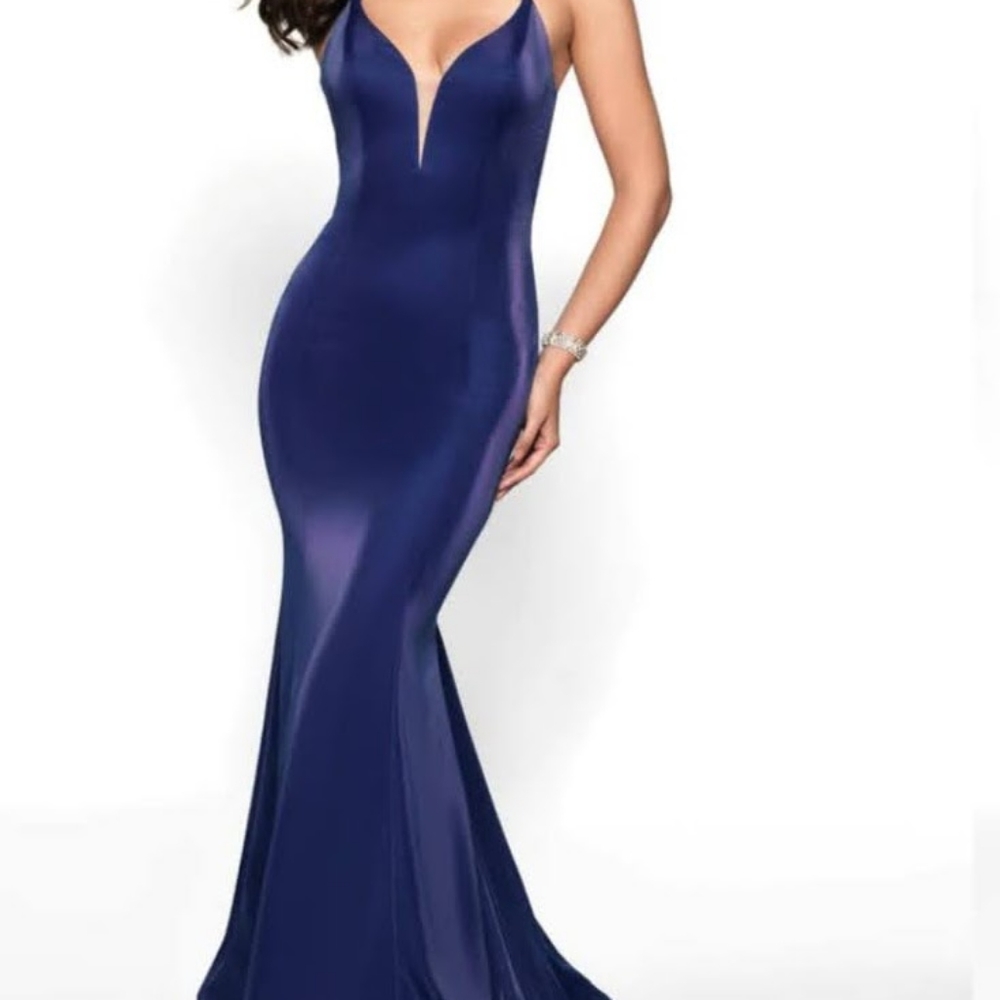 Navy blue mermaid style gown Flair New York style #19124 Size 2